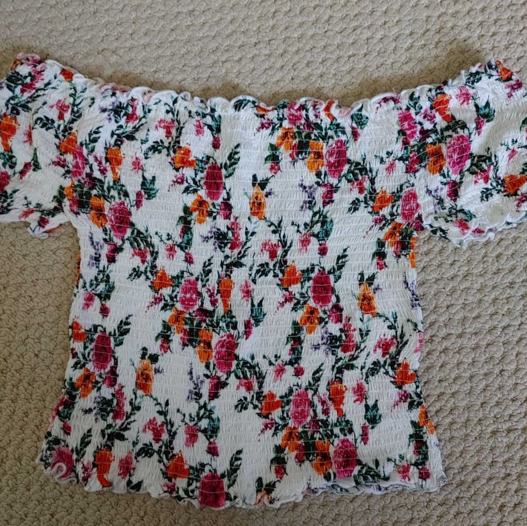 Top. Large